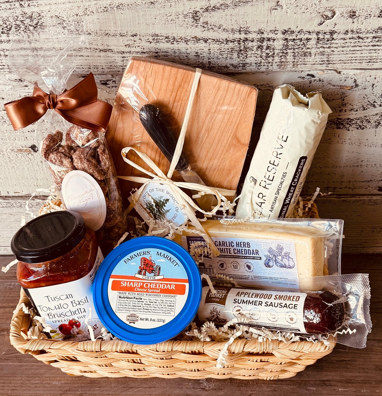 “Gourmet” Gift Basket (Gift Box if being shipped)